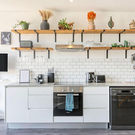 Urban Oasis Balcony Apartment Backup Powered Cape Town Luaran gambar